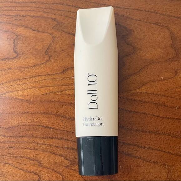 Doll 10 Hydragel‎ Foundation in Deep NEW - Picture 4 of 5